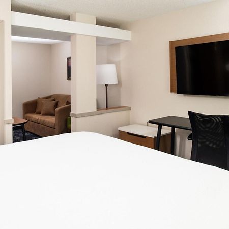 Fairfield Inn & Suites Greensboro Wendover Kültér fotó