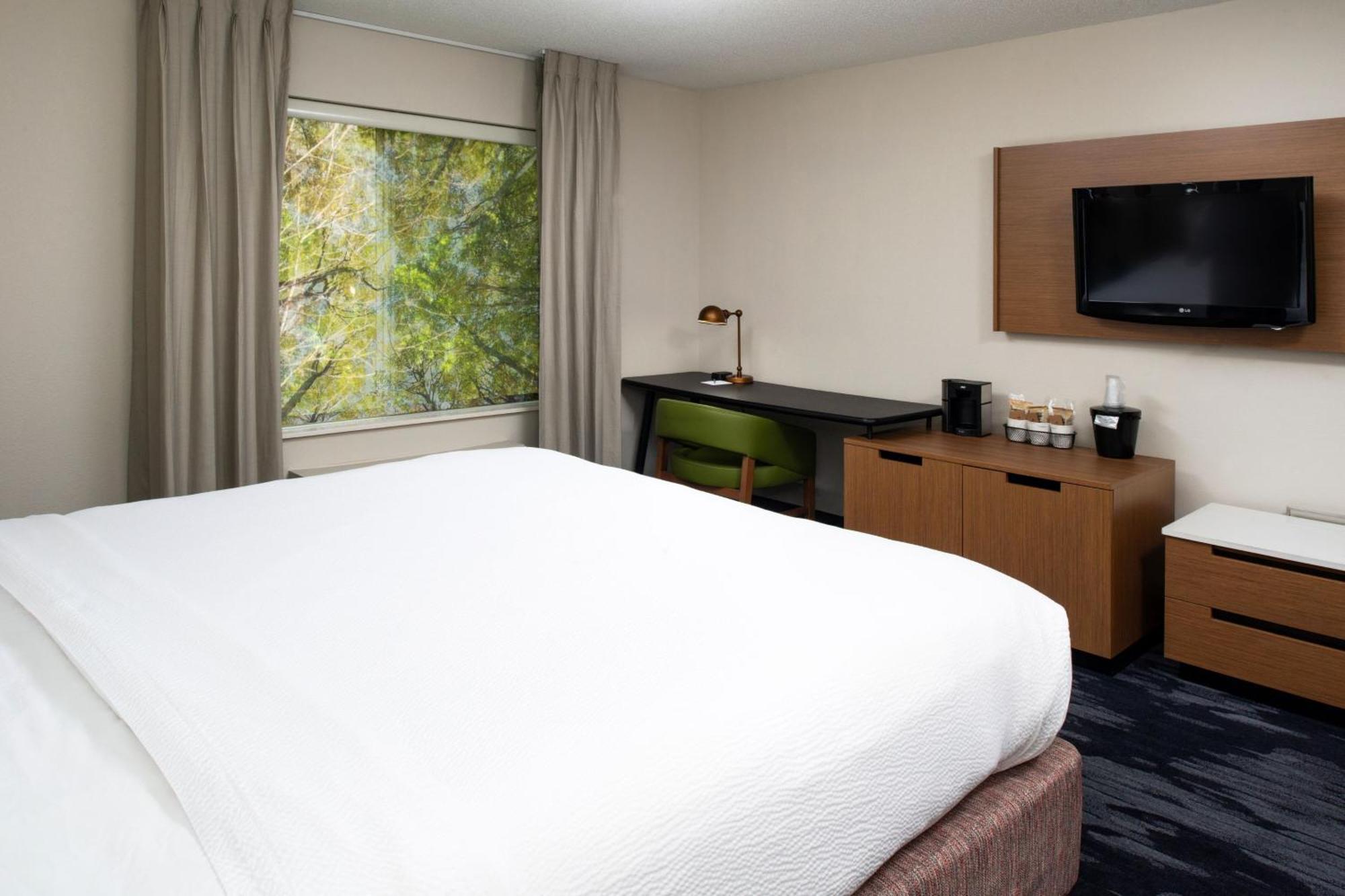 Fairfield Inn & Suites Greensboro Wendover Kültér fotó