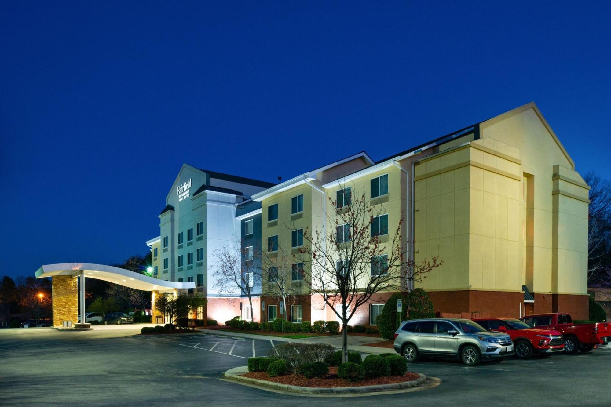 Fairfield Inn & Suites Greensboro Wendover Kültér fotó