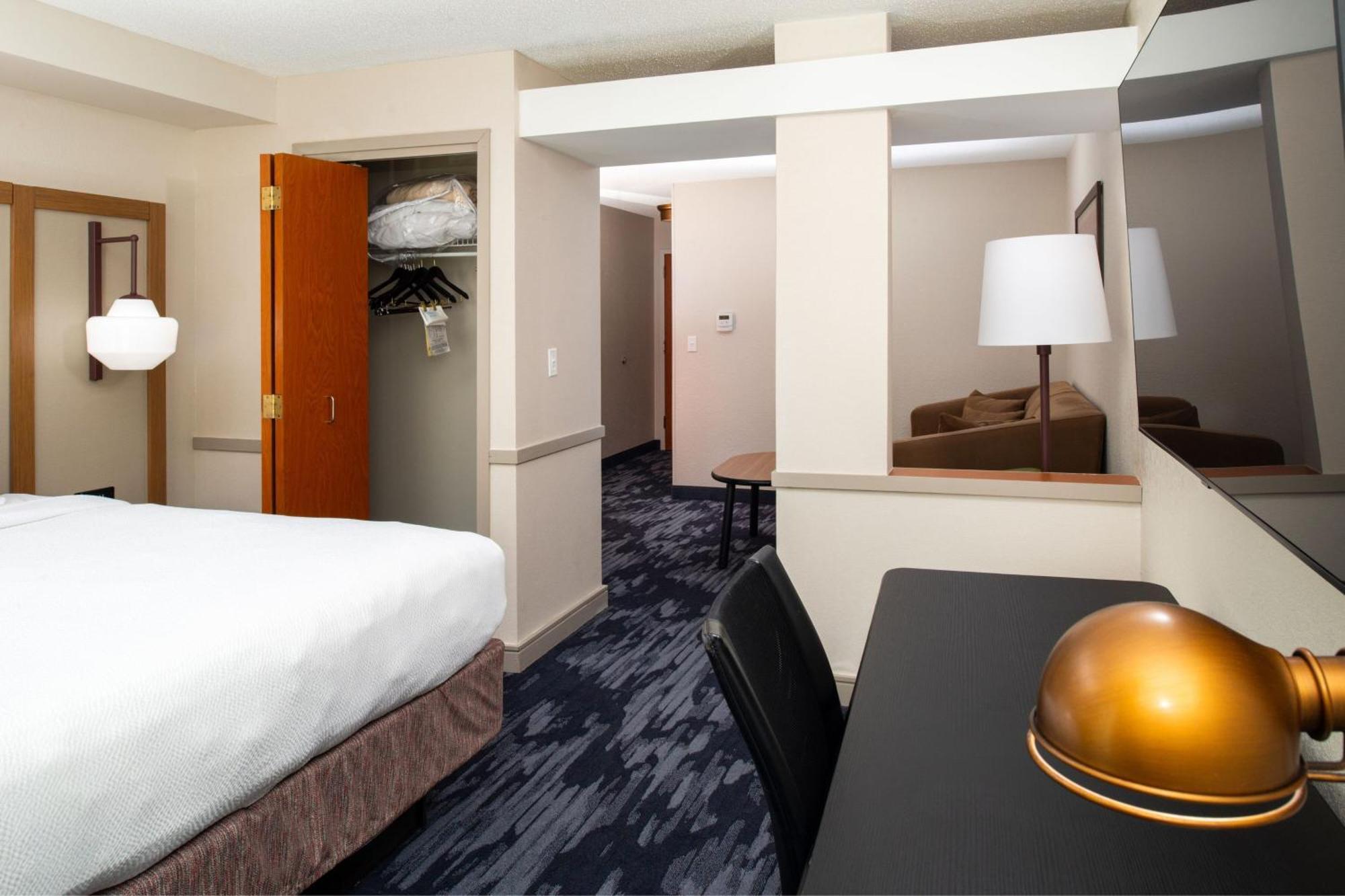 Fairfield Inn & Suites Greensboro Wendover Kültér fotó