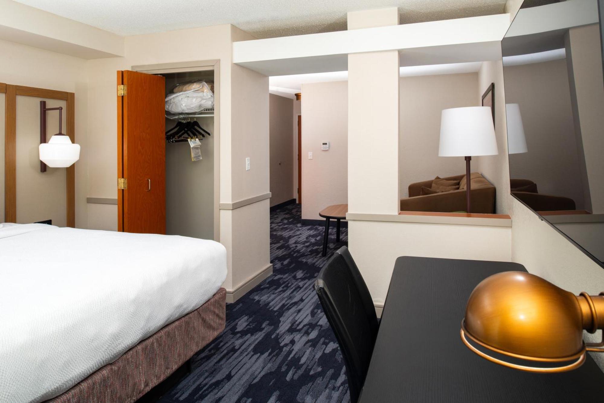 Fairfield Inn & Suites Greensboro Wendover Kültér fotó