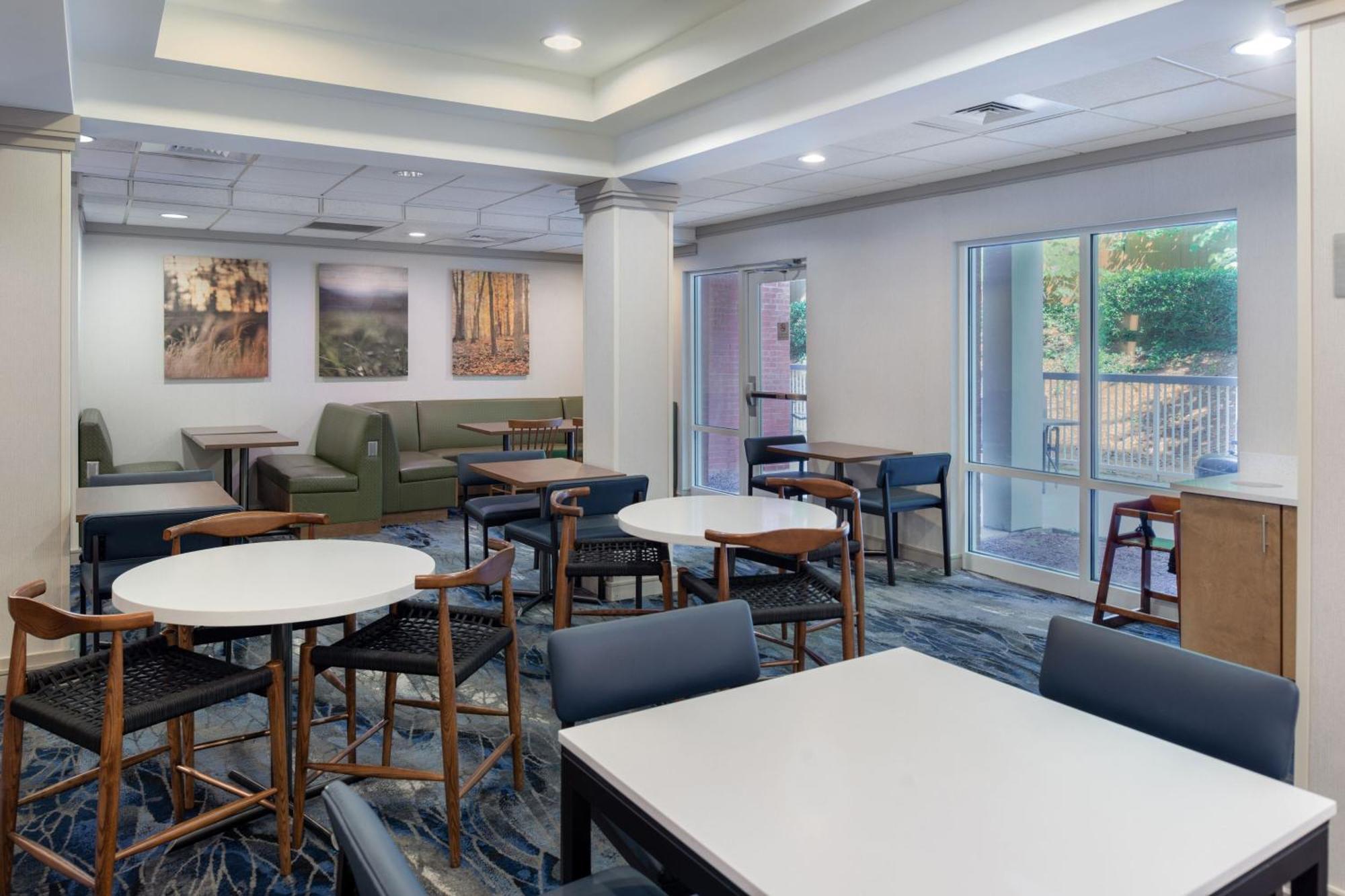 Fairfield Inn & Suites Greensboro Wendover Kültér fotó